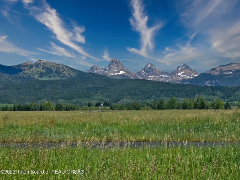 Lots & Land-Other in Driggs