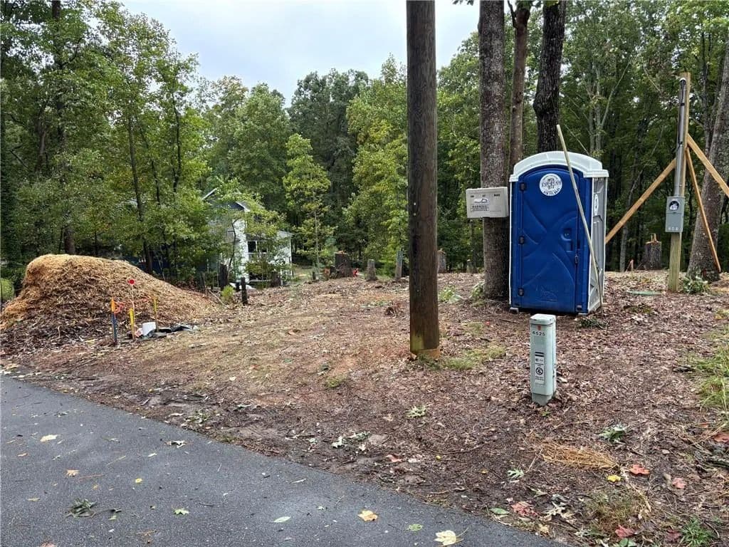 0.43 Acres of Land for Sale in Flowery Branch, GA - Flowery Branch, Georgia, 30542