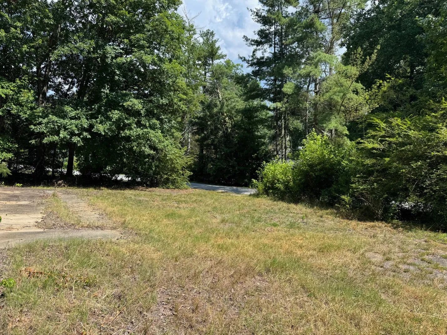+/- 2.43 acres – 6 Cone Street Greenville, SC 29609 – Prime Development Opportunity! - Greenville, South Carolina, 29609