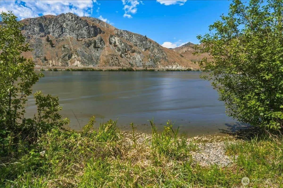 6.09 Acres of Land for Sale in Orondo, WA - Orondo, Washington, 98843