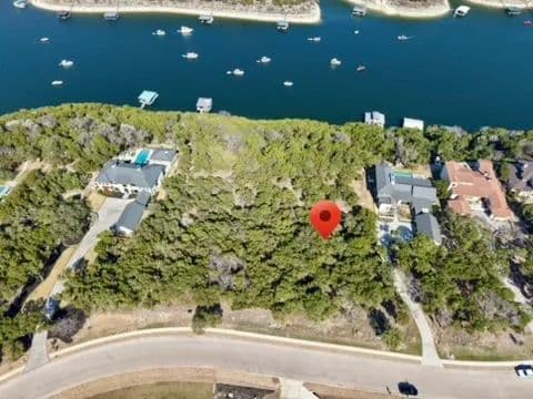 Vacant Land in Jonestown - Jonestown, Texas, 78645