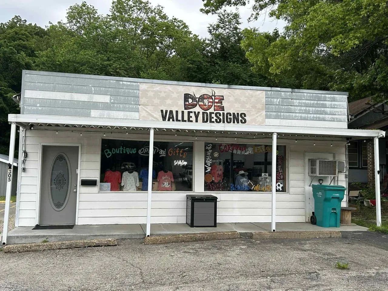 Retail/office Steelville, Mo 305 W Pine St - Steelville, Missouri, 65565