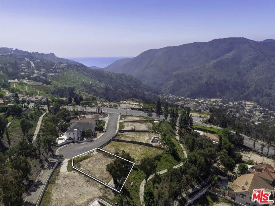 Vacant Land in Pacific Palisades - Pacific Palisades, California, 90272