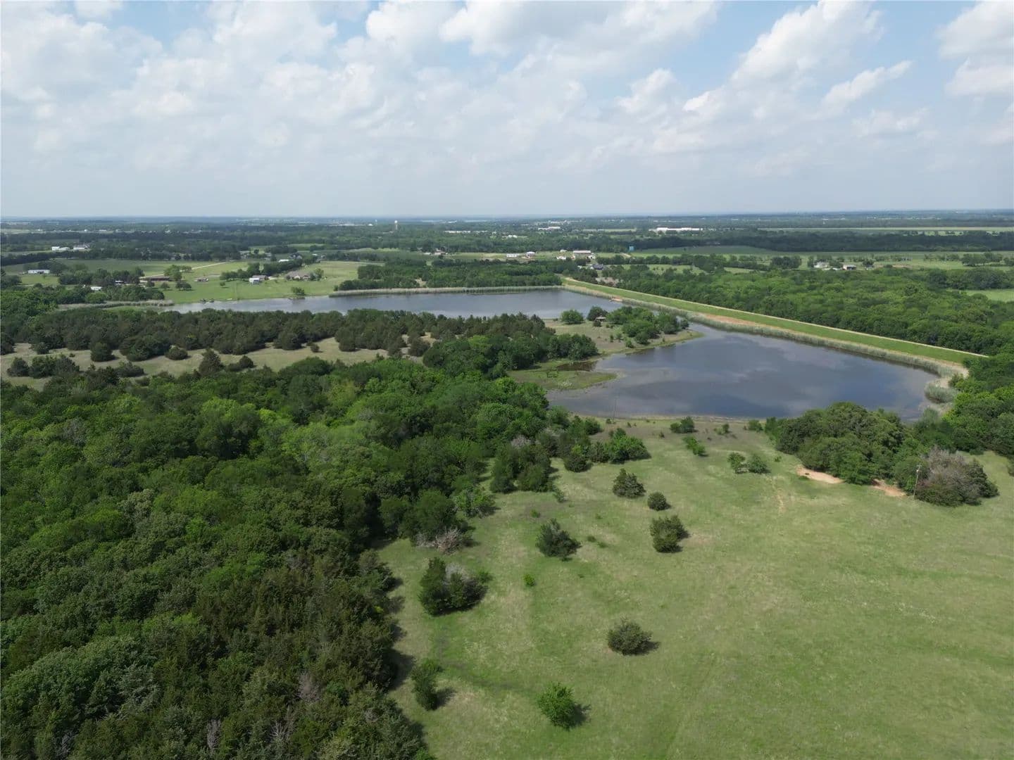 225.77 Acres of Land for Sale in Savoy, TX - Savoy, Texas, 75479