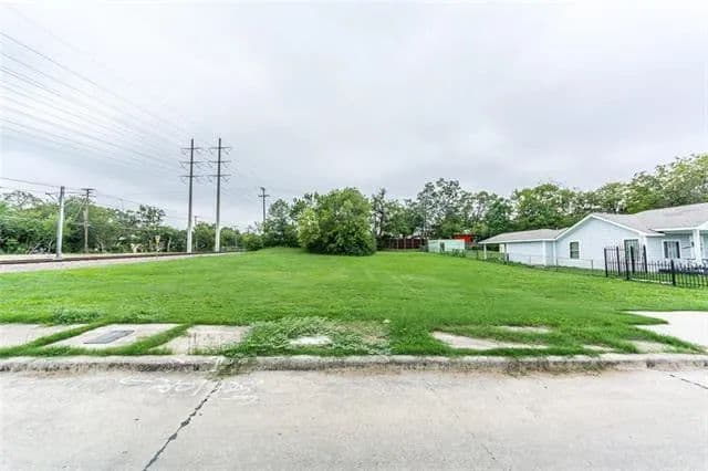 Property from 1316 Edgemont Avenue - KW
