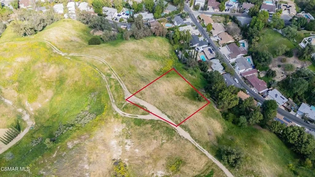 Vacant Land in Woodland Hills - Woodland Hills, California, 91364