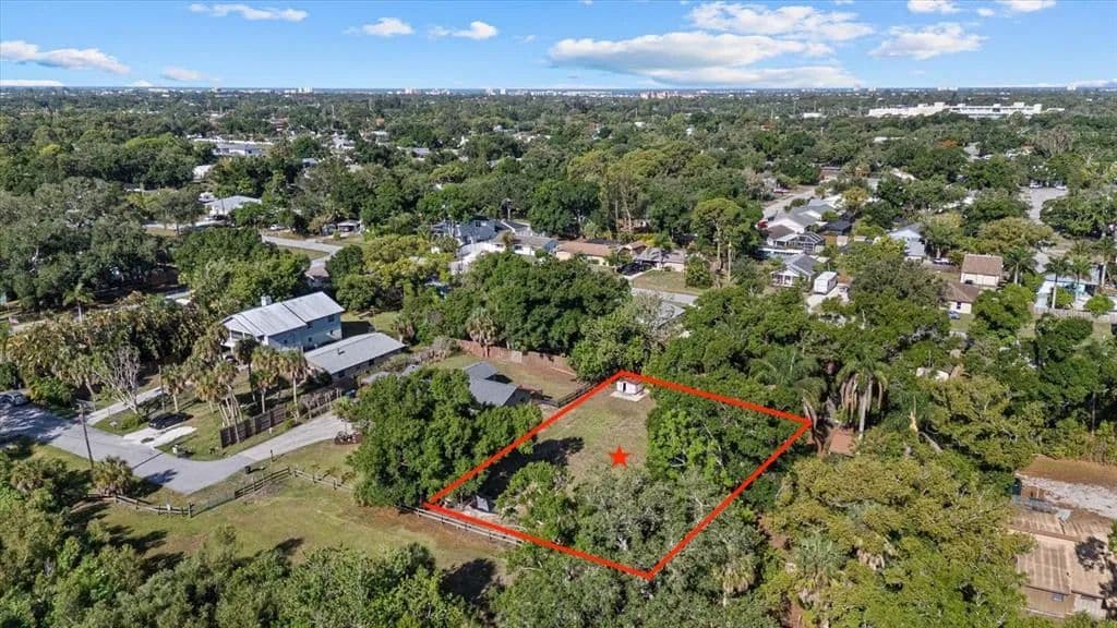 Vacant Land in Sarasota - Sarasota, Florida, 34231