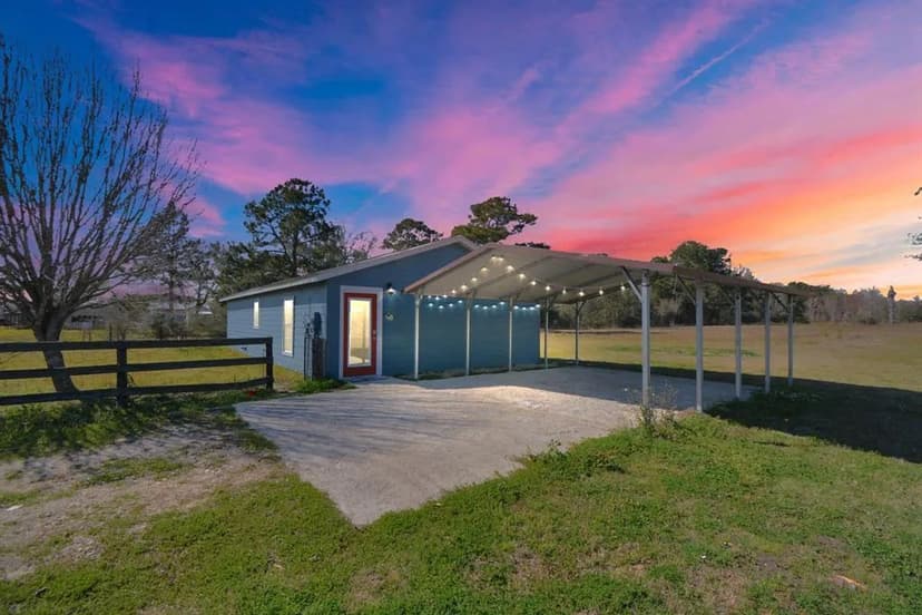 Property from 1419 E Buccaneer Drive - KW