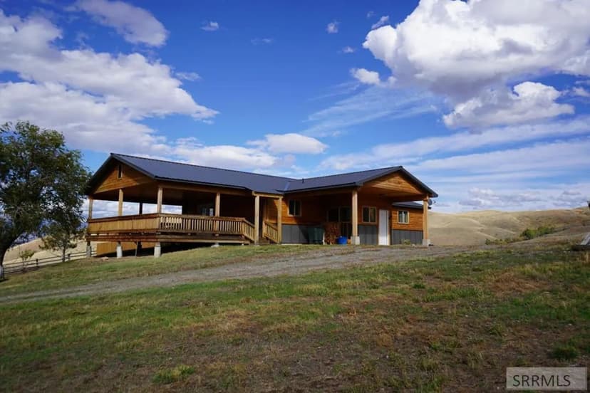 22 Sunflower Road