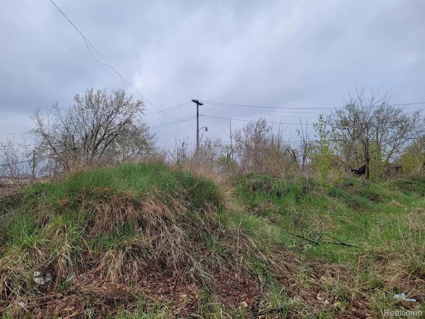 Property from 3332 ROCHESTER Street - KW
