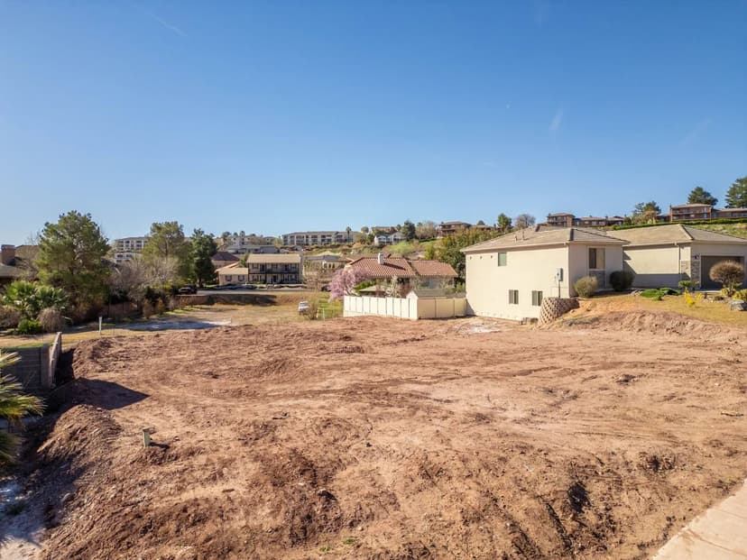 Land -Single Family Acreage in St George