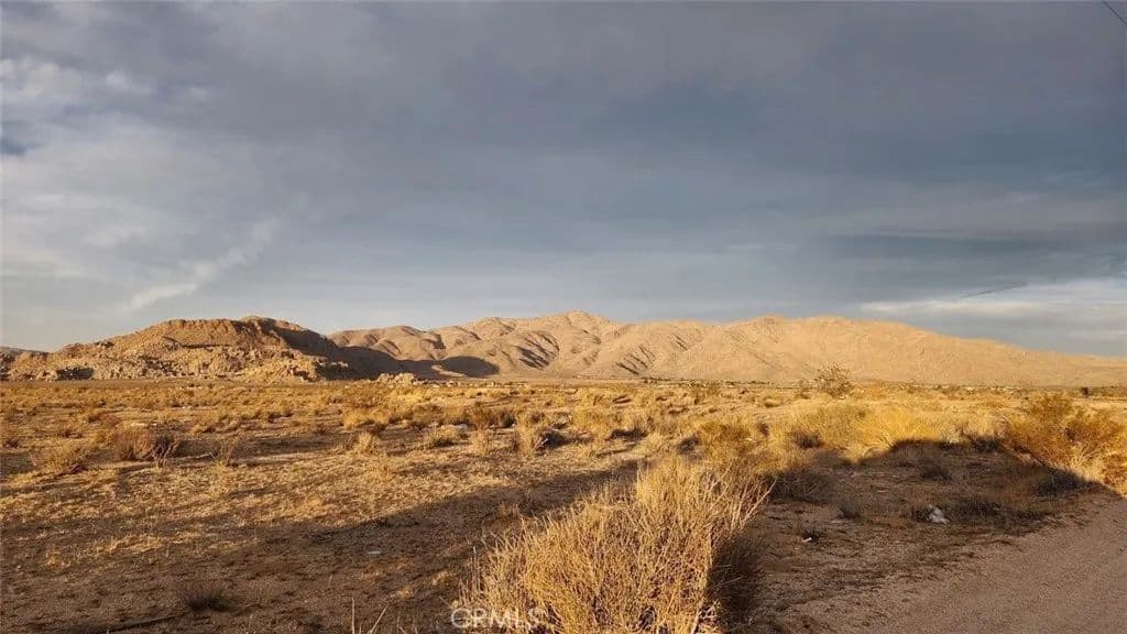 Vacant Land in Apple Valley - Apple Valley, California, 92308