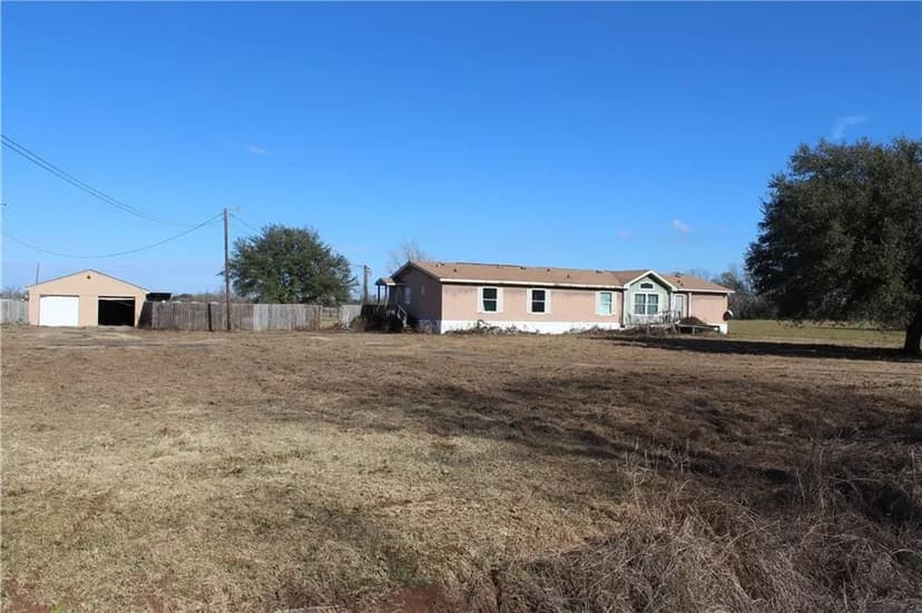 Property from 941 470 Highway - KW