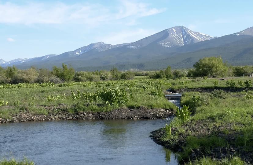Lake Creek Homestead at Maytag Ranch