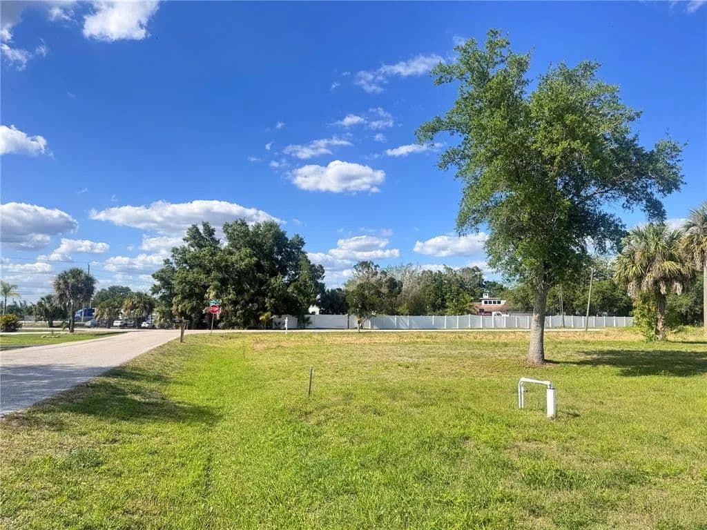 Vacant Land in Punta Gorda - Punta Gorda, Florida, 33982