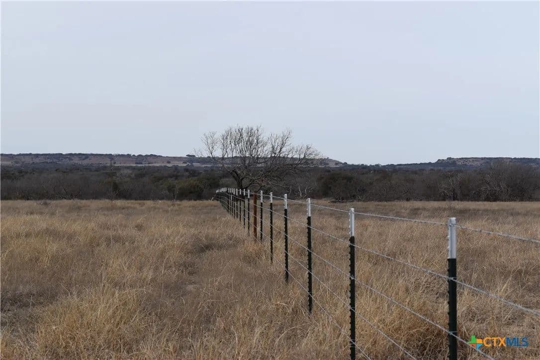 Vacant Land in Hamilton - Hamilton, Texas, 76531