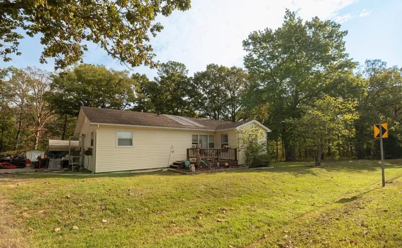 3-Bed Home on 5+/- AC For Sale in Butler Co.