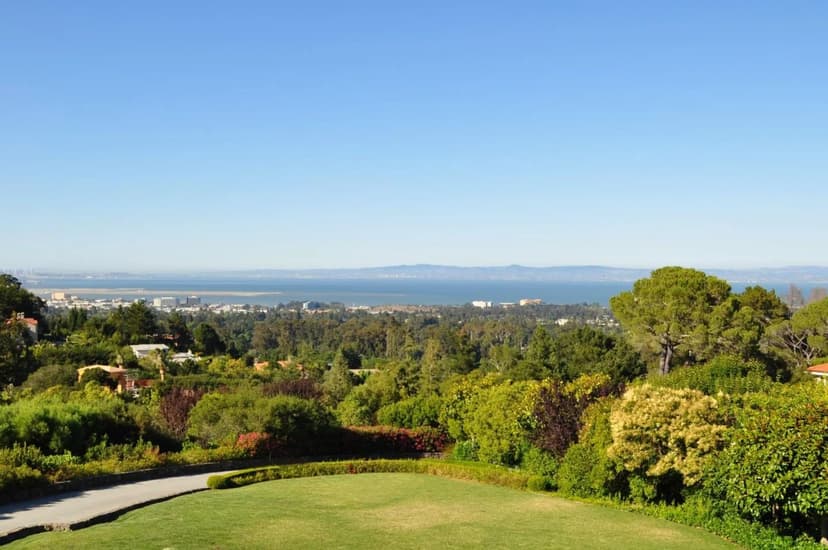 Vacant Land in Hillsborough