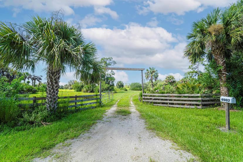 Lots & Land-Other in Indiantown