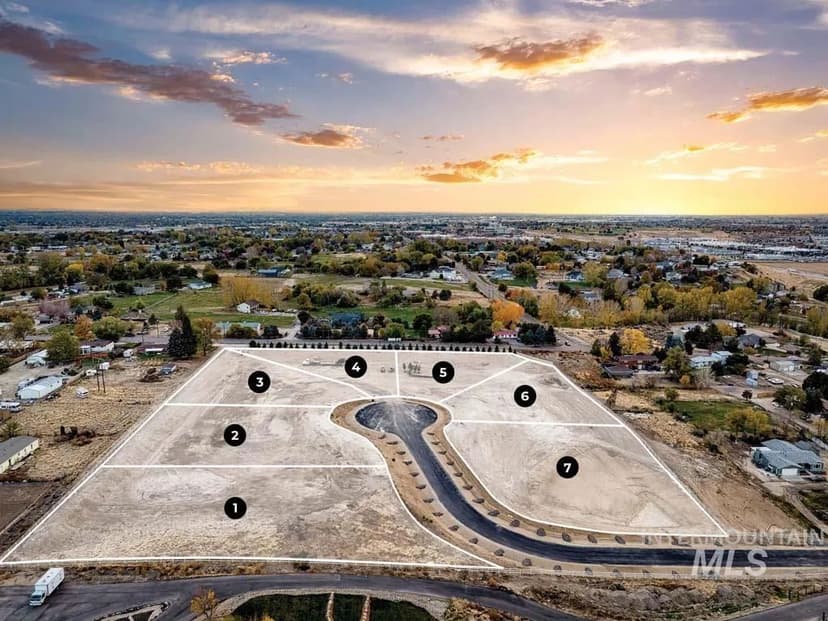 Lots & Land-Other in Nampa