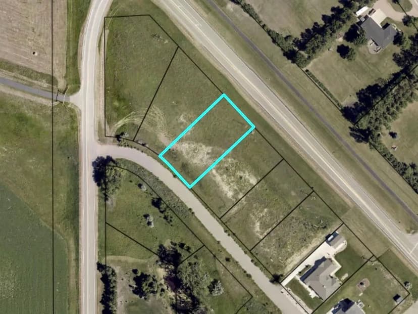 Lots & Land-Other in Minot