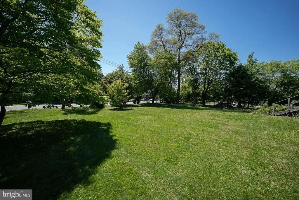 Property from 3 E CHESTNUT HILL AVENUE - KW - Philadelphia, Pennsylvania, 19118