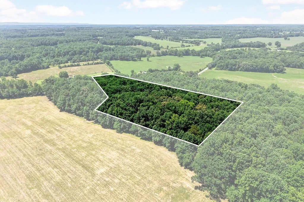 5.1 Acres of Land for Sale in Smithville, Tennessee - land for sale