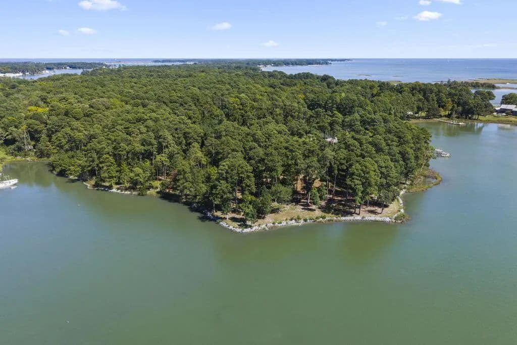 43.54 Acres of Land for Sale in WHITE STONE, VA - White Stone, Virginia, 22578