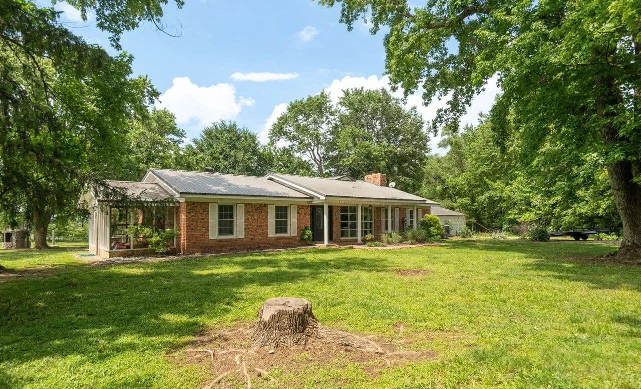 4-Bed, Ranch-Style Home For Sale in Qulin, MO - Qulin, Missouri, 63961
