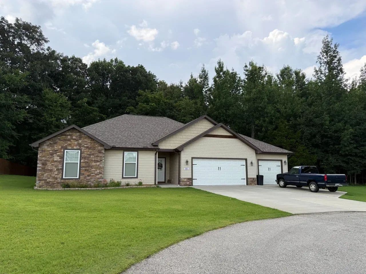 3-Bed Private Oasis in Poplar Bluff, MO - Poplar Bluff, Missouri, 63901