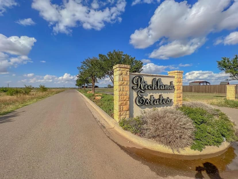 Property from RFP, UNIT 3 Cooper Boulevard #3 - KW