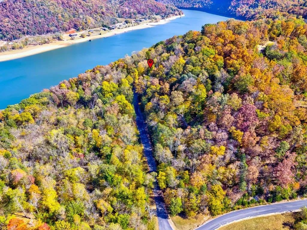 Investment Opportunity: 3 Adjoining Lots in Walnut Bend - Whitesburg, Tennessee, 37891