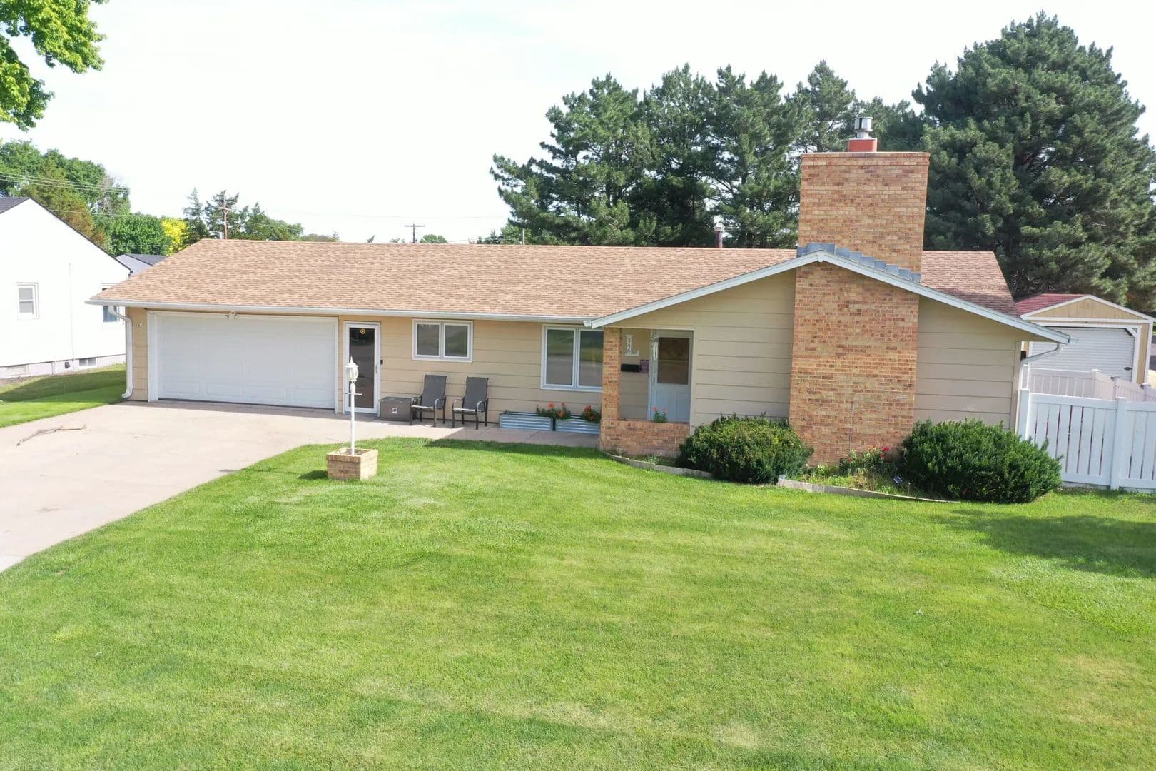 346 E 12th - Imperial, Nebraska, 69033