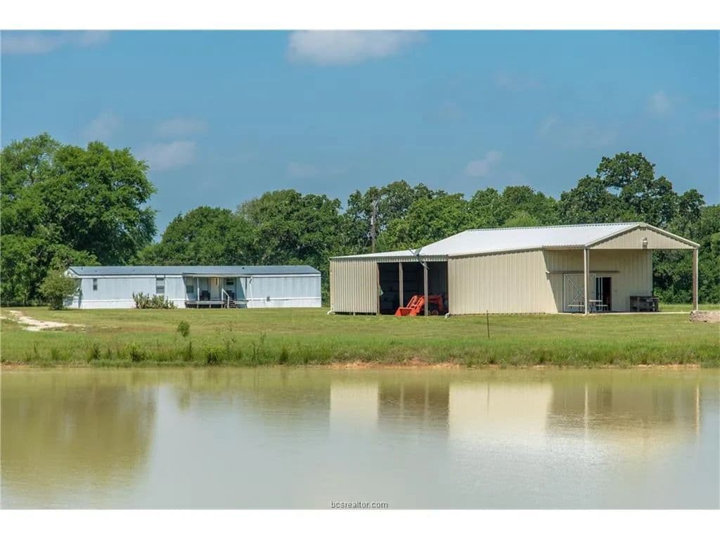 26.87 Acres of Land for Sale in Bryan, 303 Creekside Drive - 77807