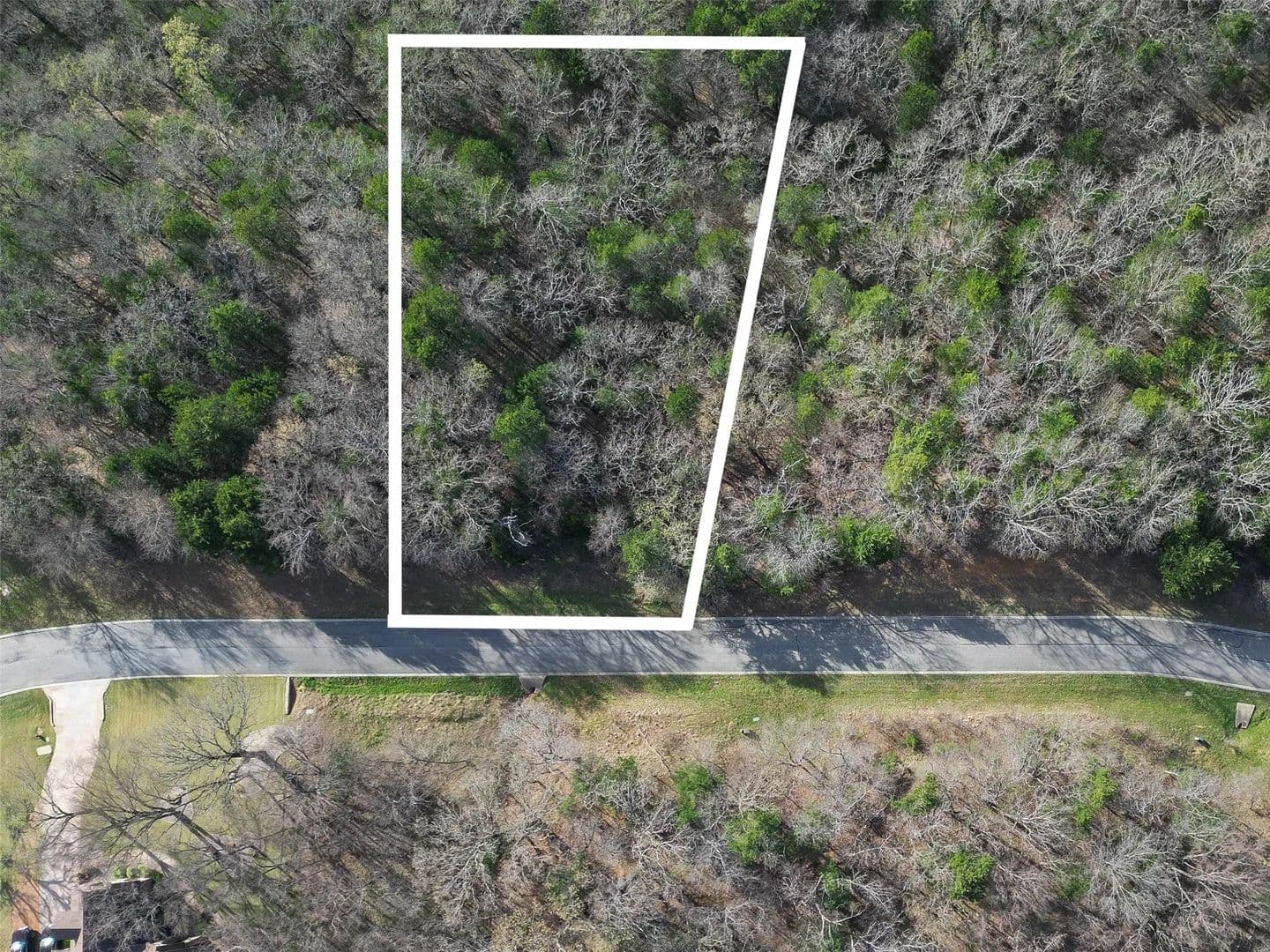 0.5 Acres of Land for Sale in Gordonville, TX - Gordonville, Texas, 76245