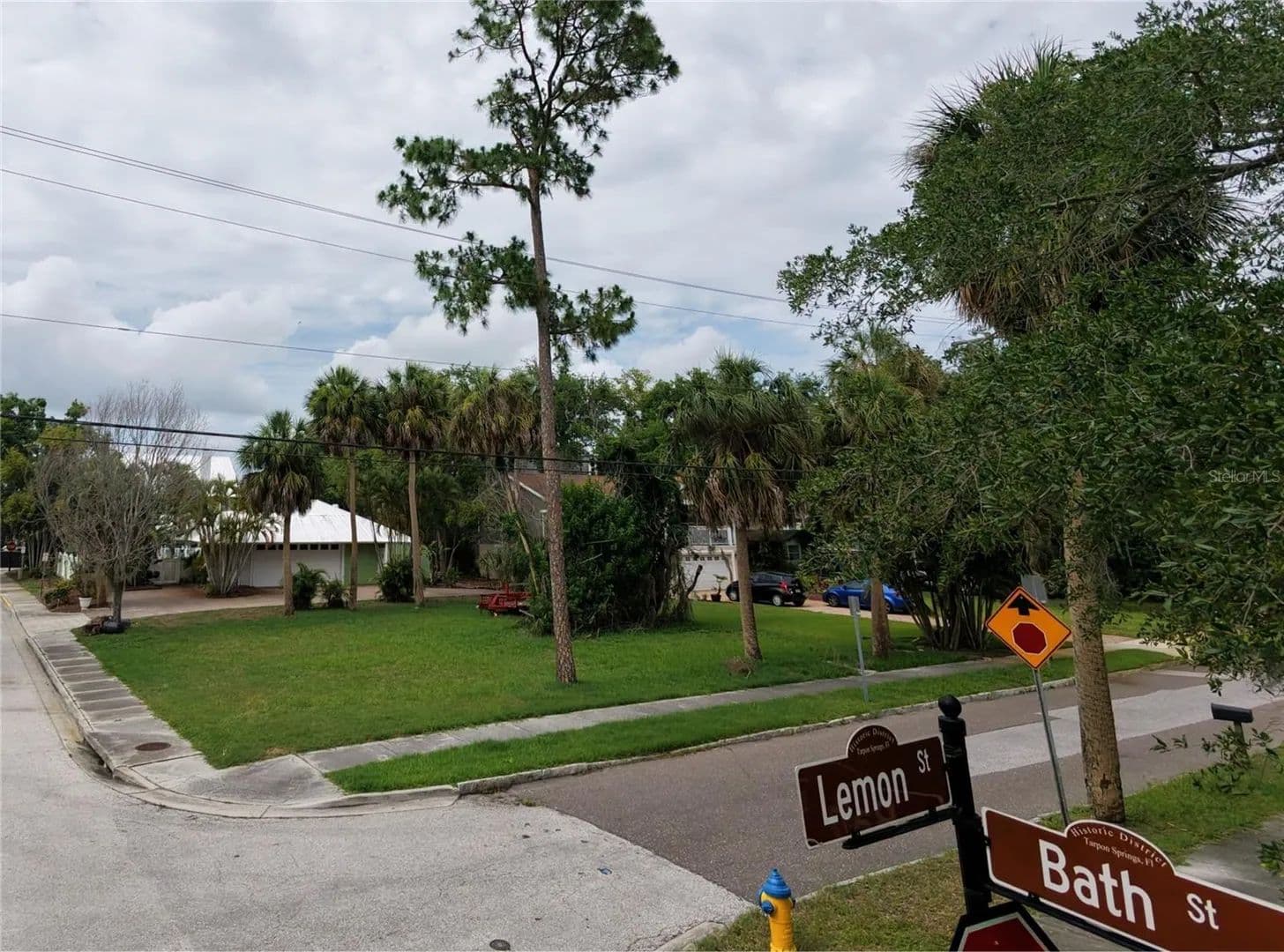 Property from LEMON STREET - KW - Tarpon Springs, Florida, 34689