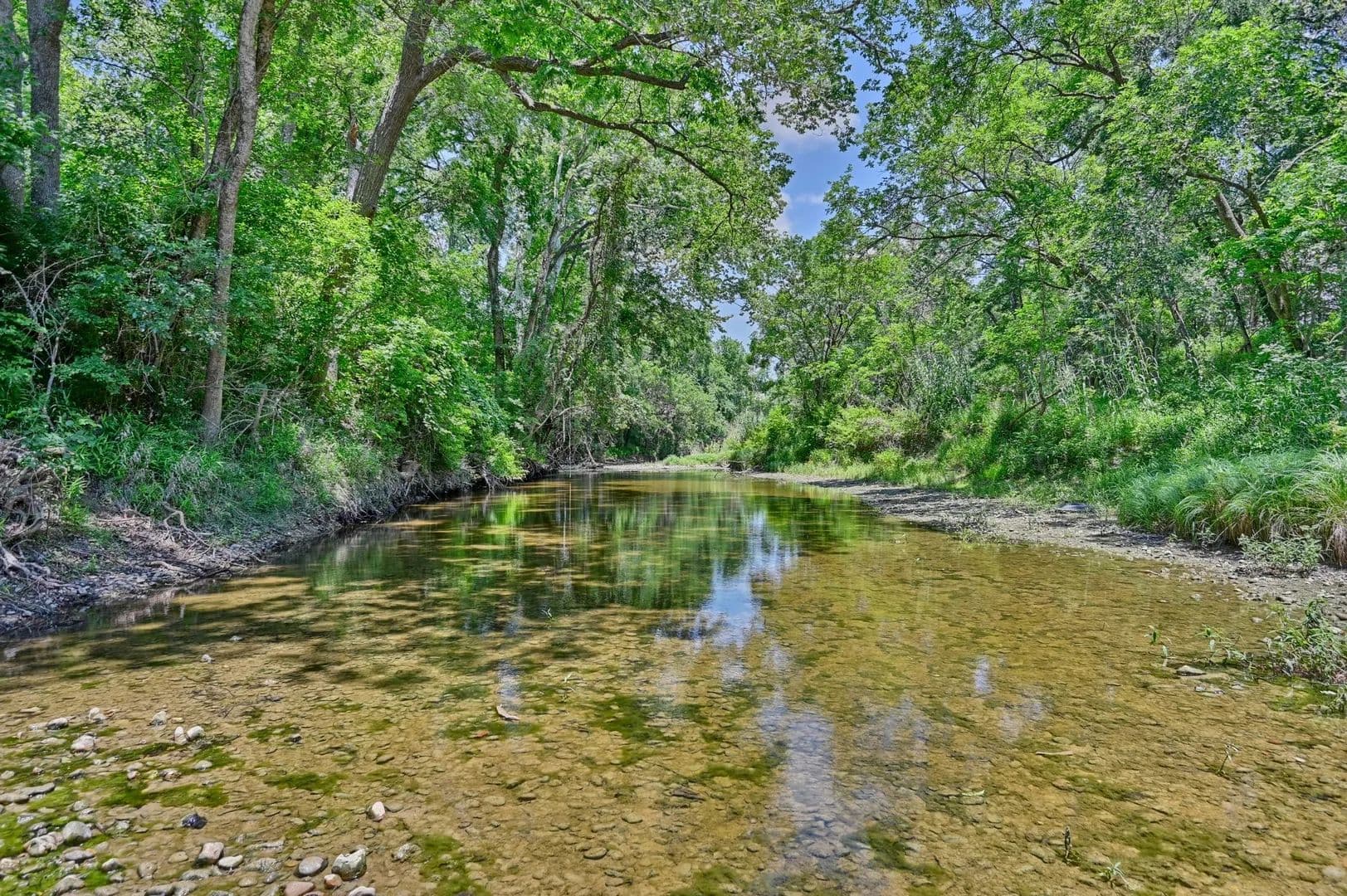 32.51 Acres of Land for Sale in Fayetteville, Texas - Fayetteville, Texas, 78940