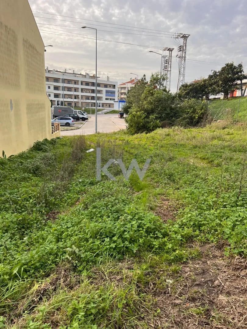 236.4 Acres of Land for Sale in Tavarede, Figueira da Foz - land for sale
