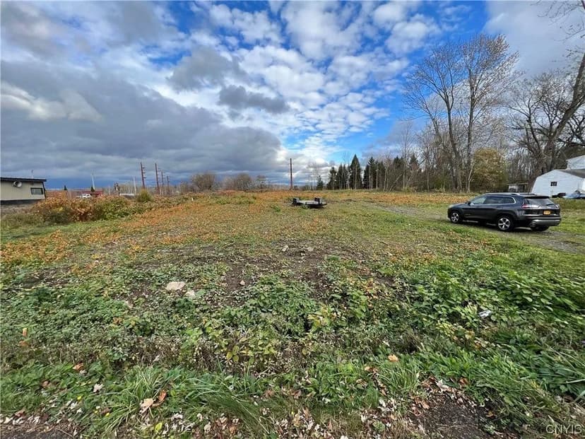 Lots & Land-Other in Brewerton