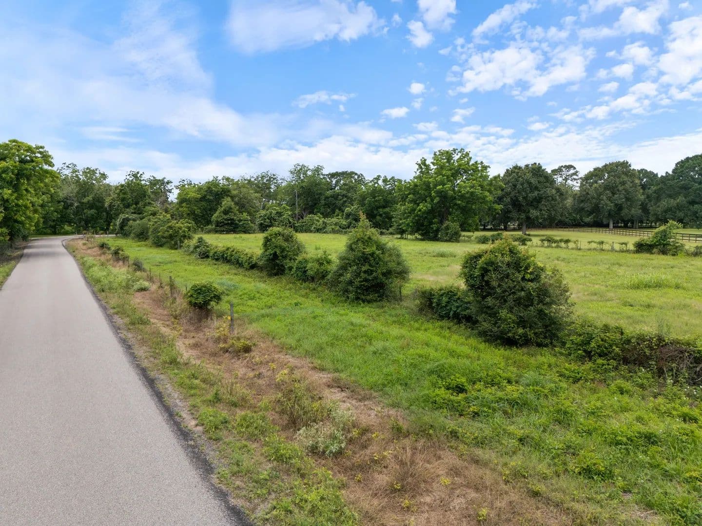 1.94 Acres of Land for Sale in Damon, Texas - Damon, Texas, 77430