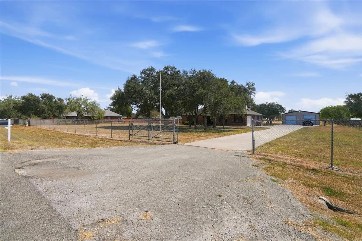 2-Acre Country Home in Robstown, TX for Sale with Shop - land for sale