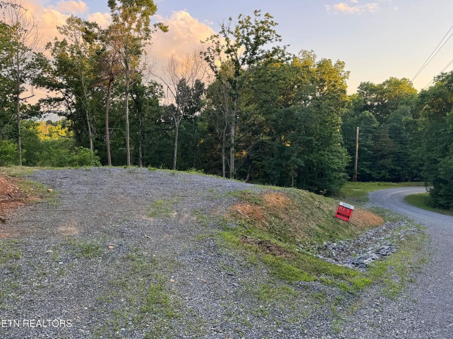 Property from Iron Gate Drive - KW - Baneberry, Tennessee, 37890