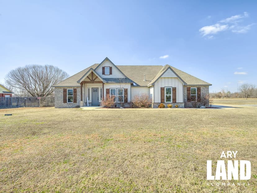 802 S Susan Avenue Wagoner, OK 74467