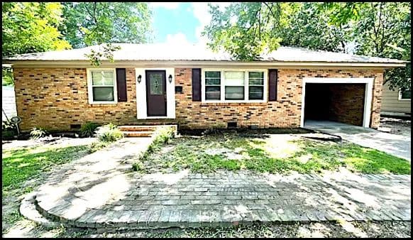 Home in Bolivar County at 1103 N. Yale Street in Cleveland, MS