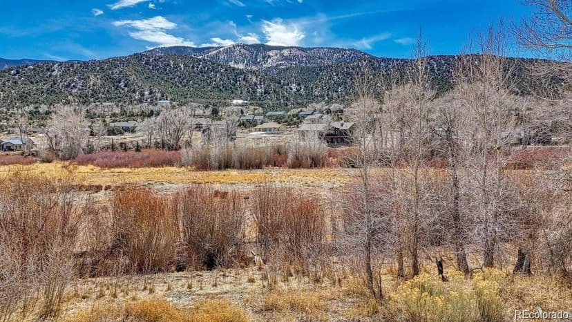 Beautiful 3/4 + acre home site in areas finest riverfront community!