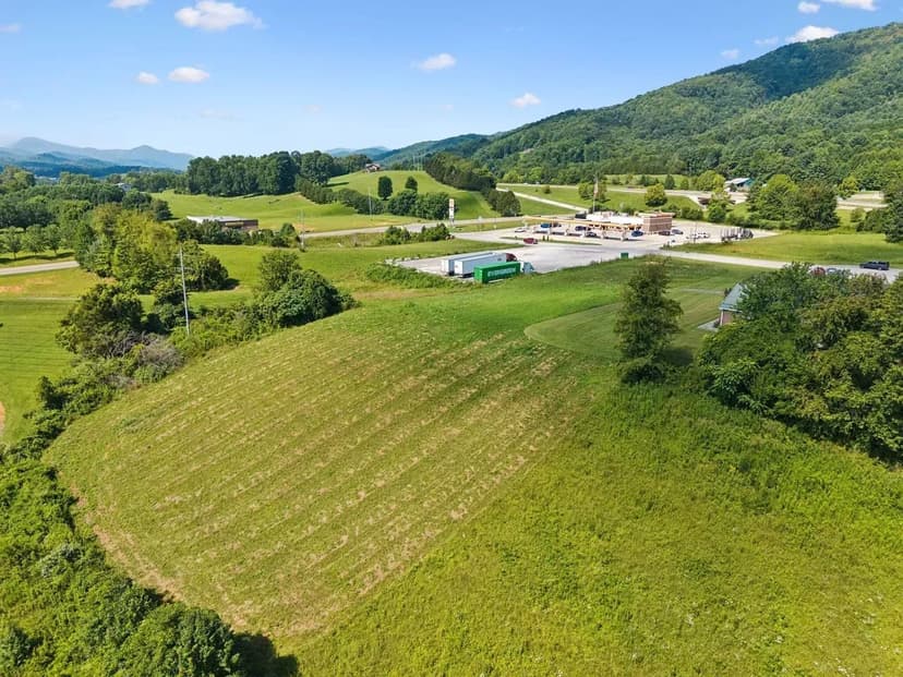 104 Unicoi Village Pl