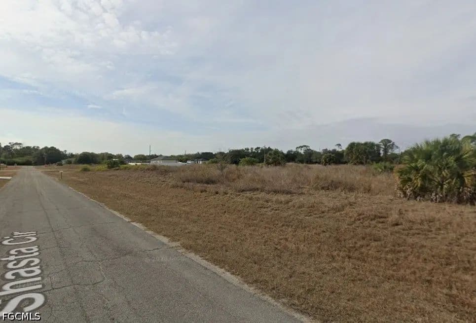 Property from 7026 Shasta Circle - KW - Labelle, Florida, 33935