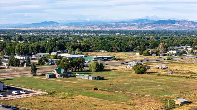 3624 E. Mulberry St.