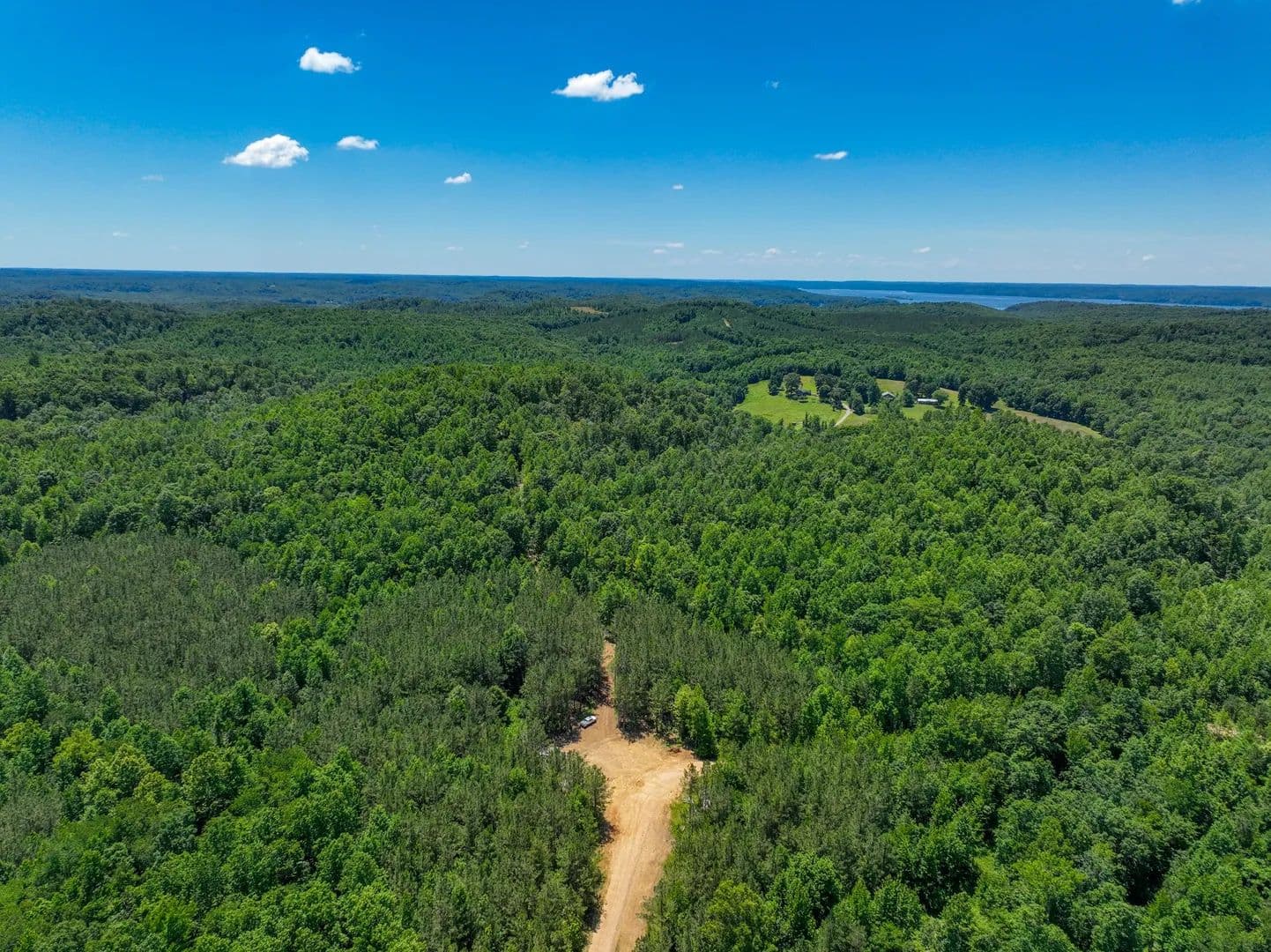 Property from 0 White Oak Rd - KW - Stewart, Tennessee, 37175