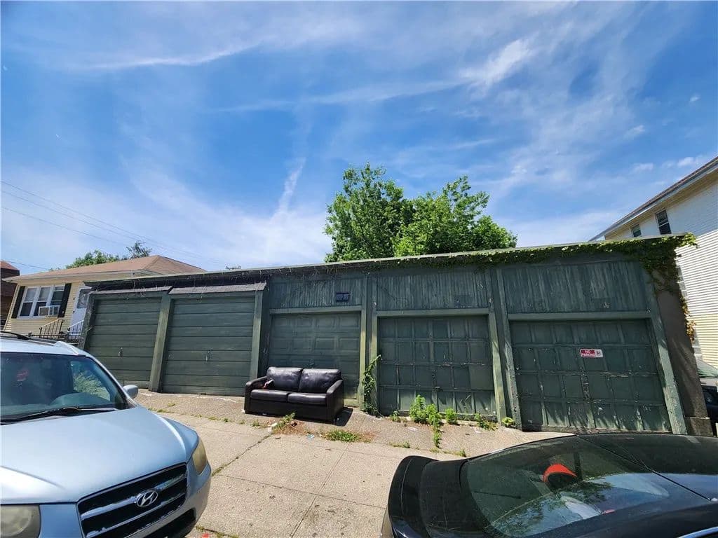 0.11 Acres of Land for Sale in Pawtucket, Rhode Island - Pawtucket, Rhode Island, 02860